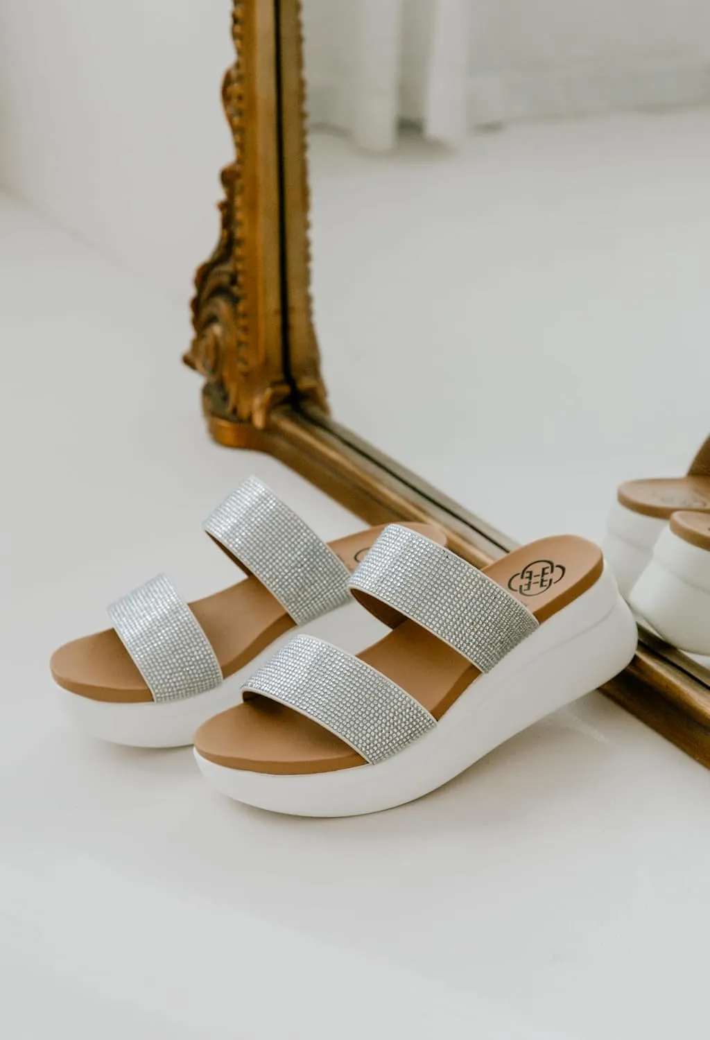 Daisy Fuentes Fenway Women's Wedge Sandals Comfortable Design