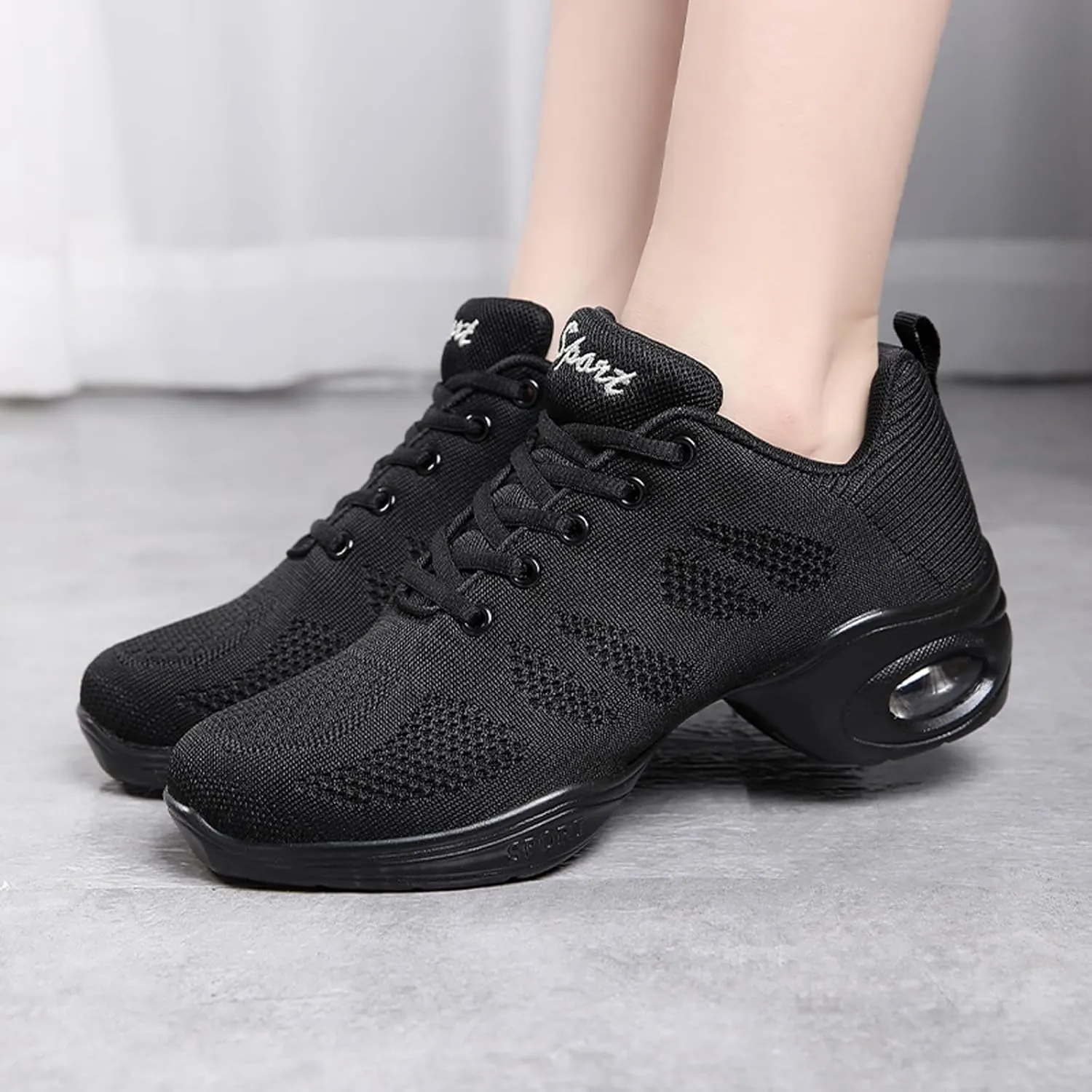 Dance Shoes for Women Jazz Shoes Split Sole Dance Sneakers Lace-up Air Cushion Jazz Sneakers Breathable Modern Dance Shoes Platform Walking Dance Shoe