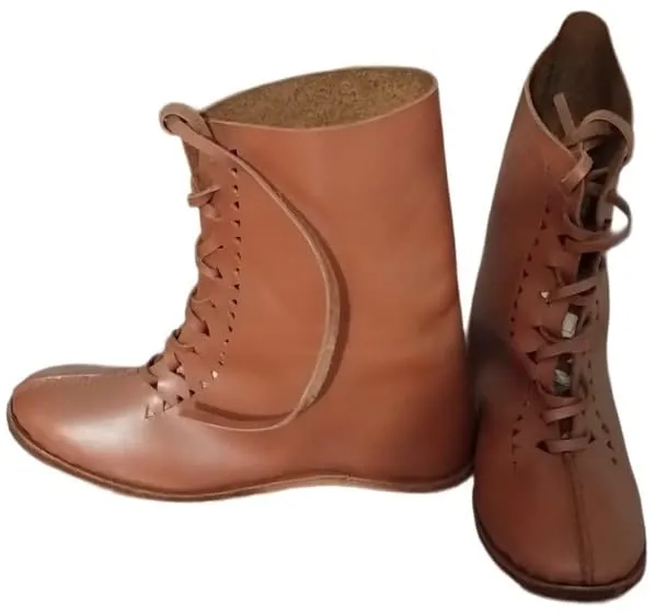Medieval leather boots brown Lace-up leather boots vintage Renaissance fair boots brown Historical reenactment boots brown Brown leather lace-up boots (US 12, BROWN)