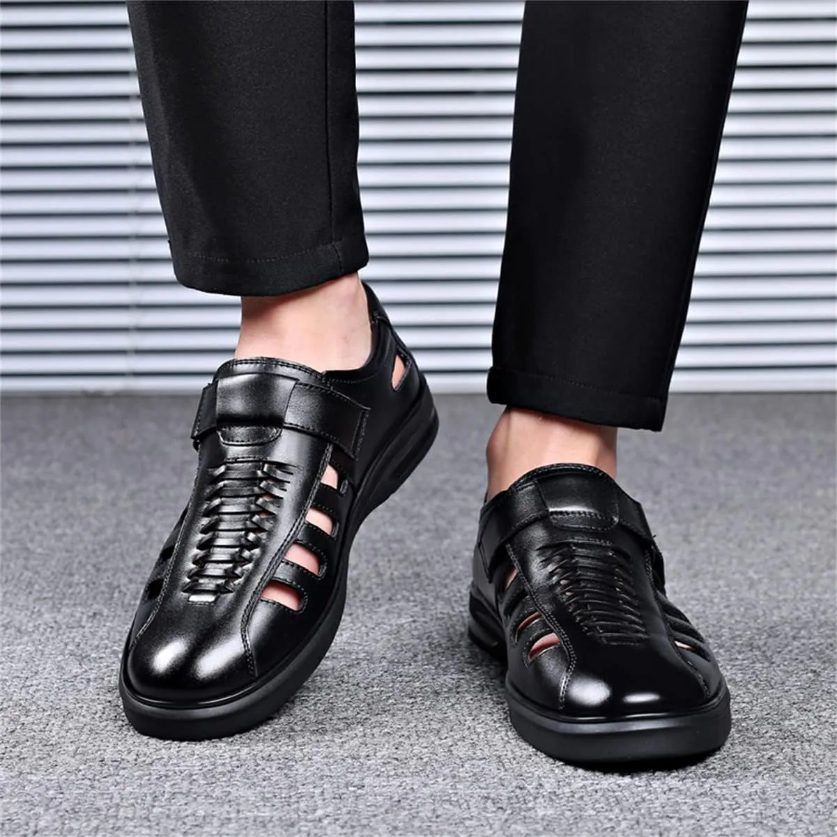 Men's Fashion Business Leather Sandals Casual Dress Shoes Closed Toe Breathable Comfortable Sandals