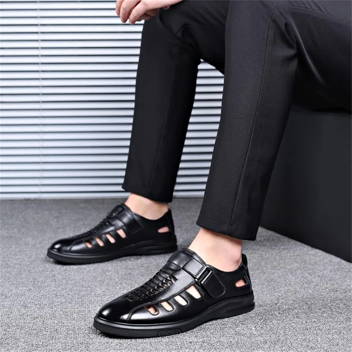 Men's Fashion Business Leather Sandals Casual Dress Shoes Closed Toe Breathable Comfortable Sandals