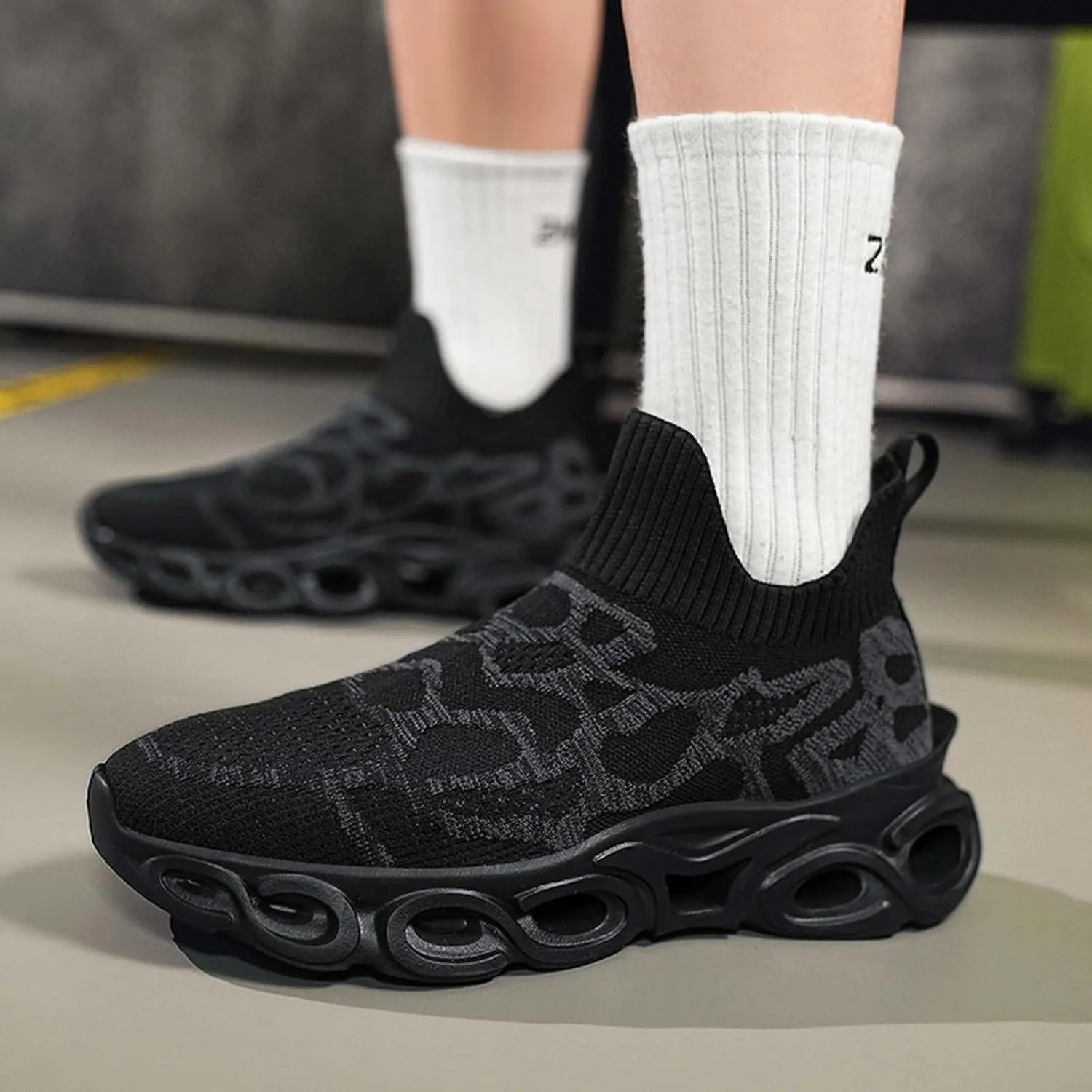 Men's Mens Womens Slip on Loafers Walking Tennis Shoes Laceless Jogging Blade Sneakers Breathable Lightweight