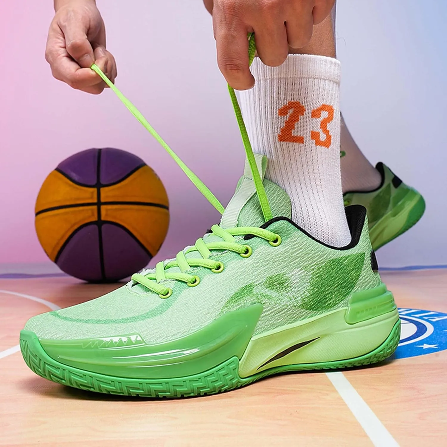 Men's Professional Basketball Shoes Breathable Mesh Sneakers Indoor and Outdoor Non-Slip Training Running Shoes Women's Fashion Sports Tennis Basketball Shoes