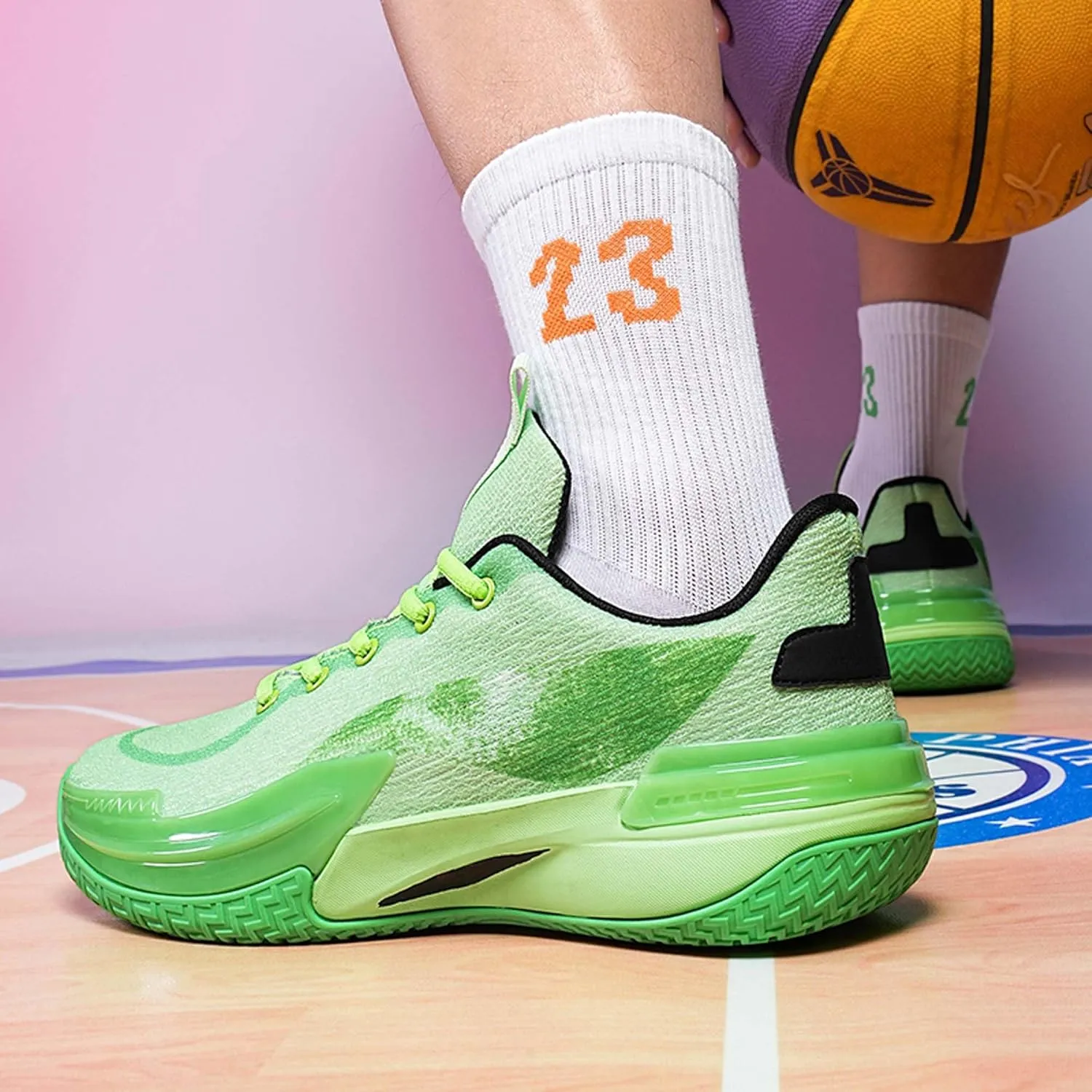 Men's Professional Basketball Shoes Breathable Mesh Sneakers Indoor and Outdoor Non-Slip Training Running Shoes Women's Fashion Sports Tennis Basketball Shoes