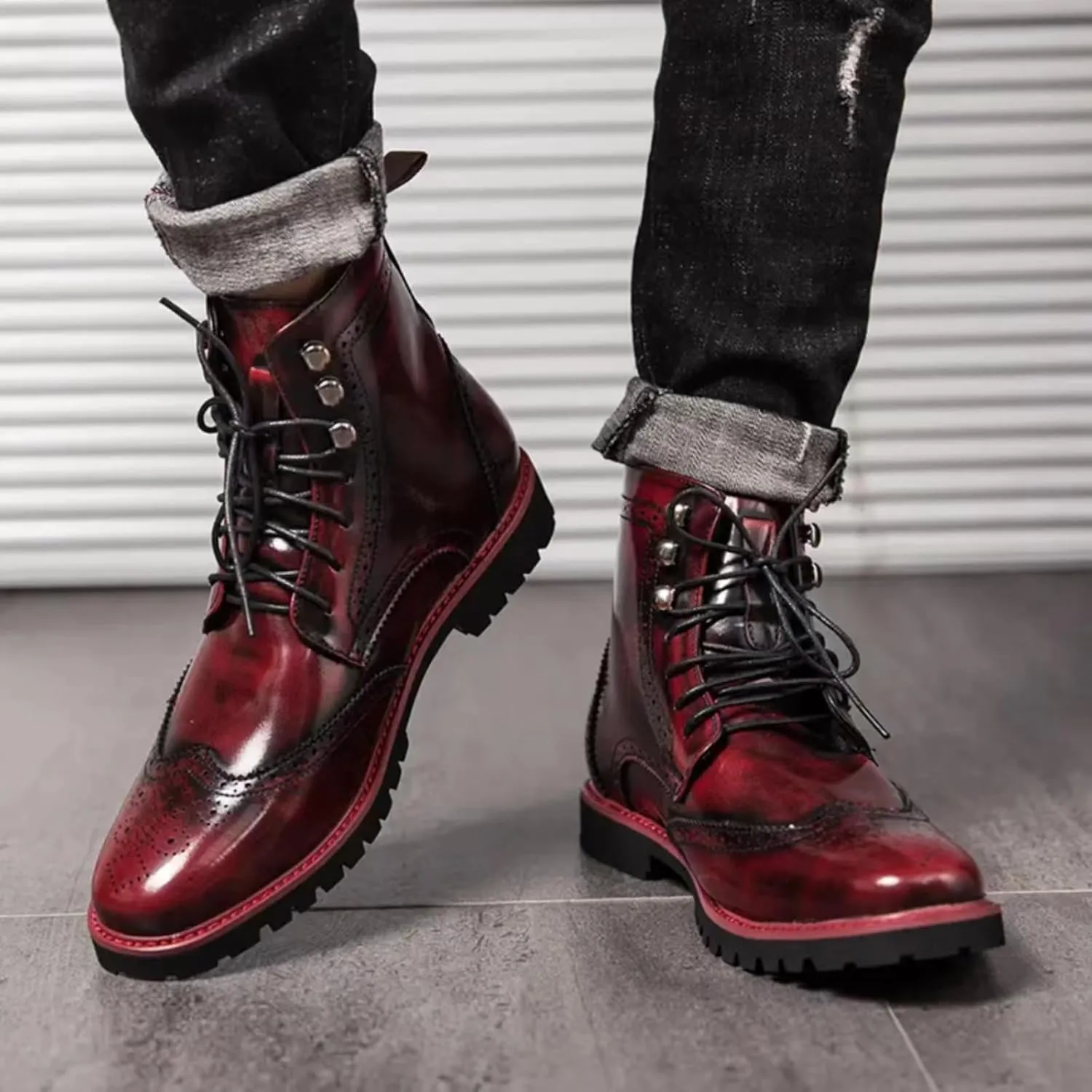 Mens Retro Brogue Leather Lace-Up High Top Ankle Boots Casual Vintage Wingtip Chukka Dress Boots for Business Office Daily Formal