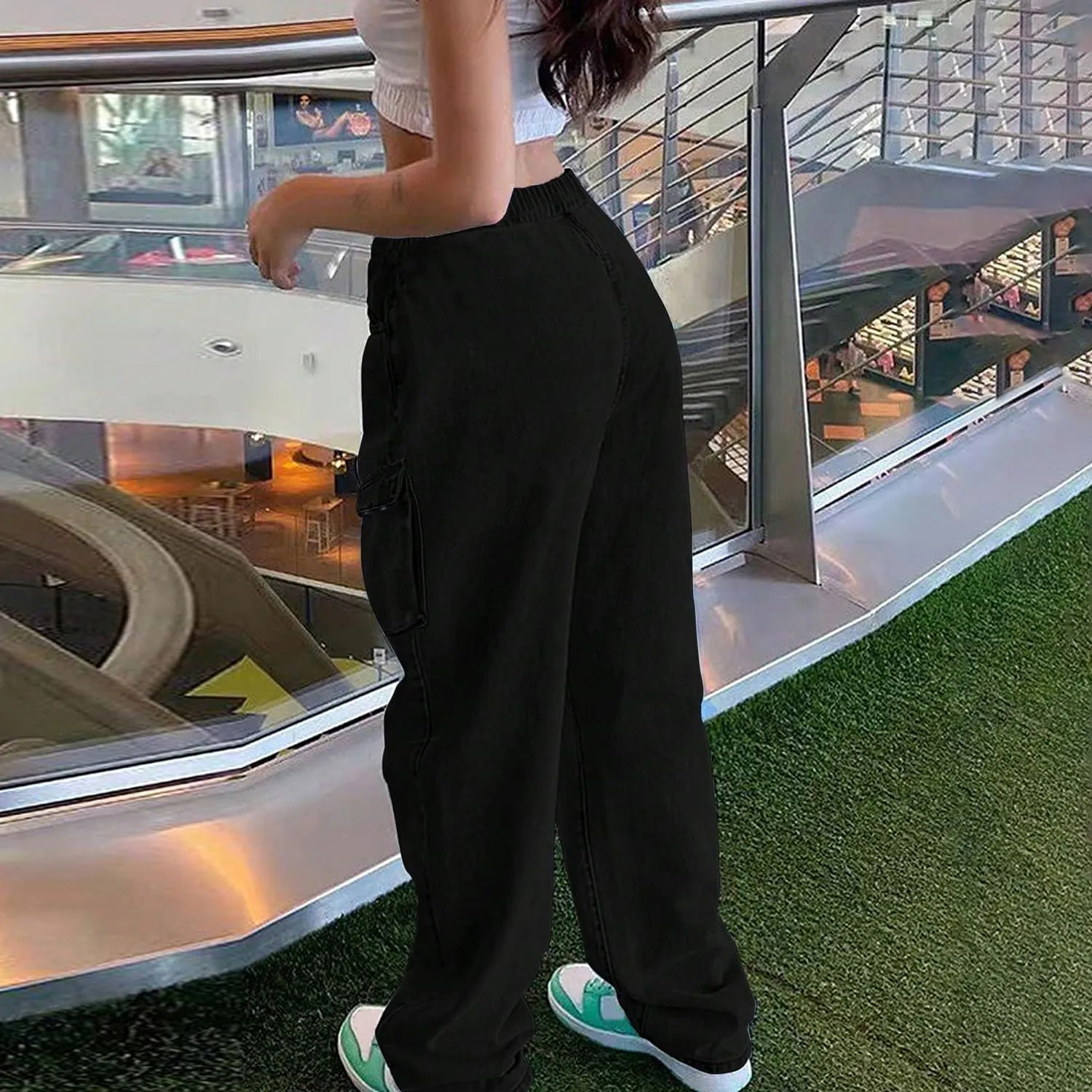 Mid Rise Cargo Jeans Women Elastic Waist Stretch Wide Leg Denim Pants with Pockets Baggy Streetwear Pants y2k