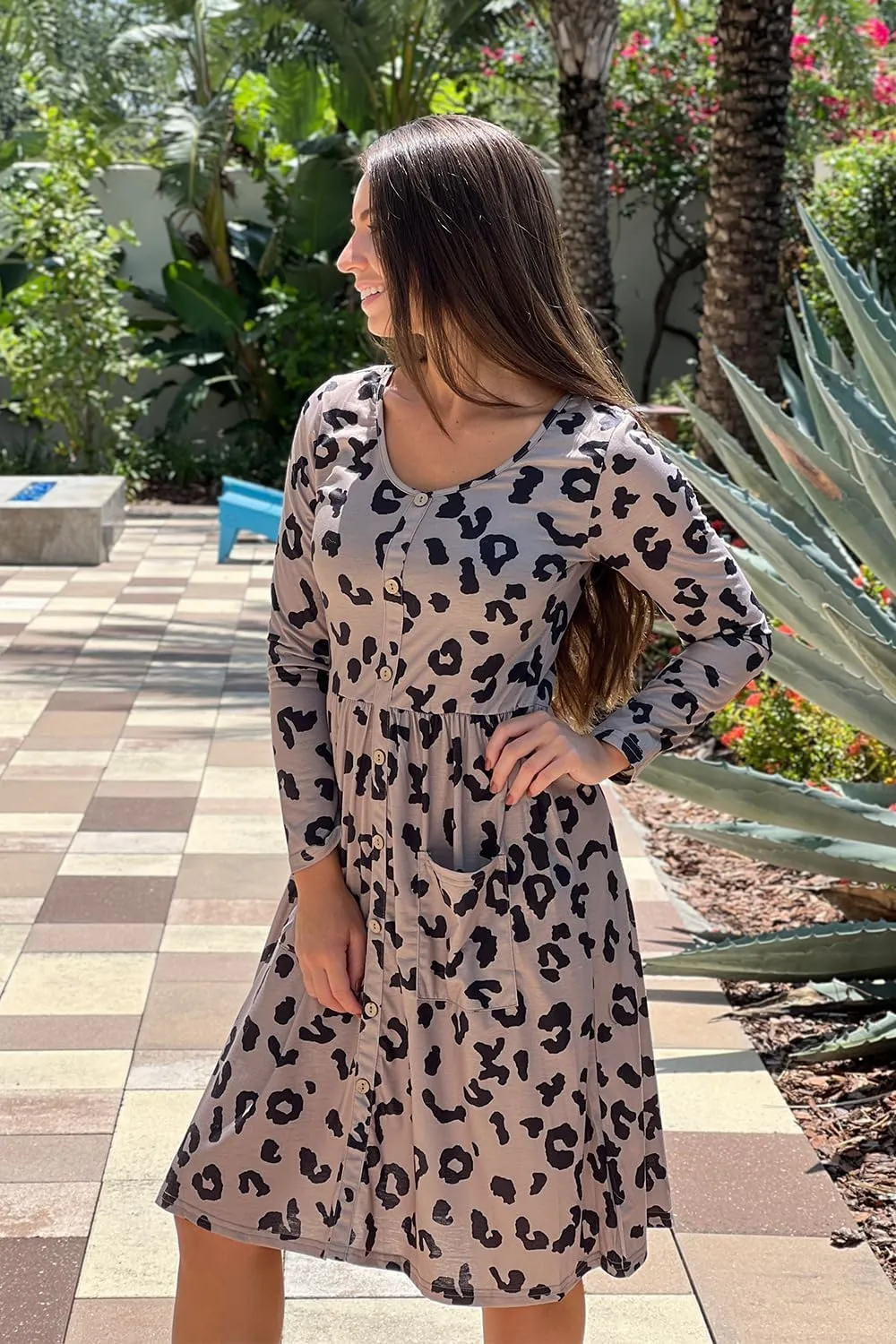 OUGES Women's V Neck Button Down Skater Dress with Pockets