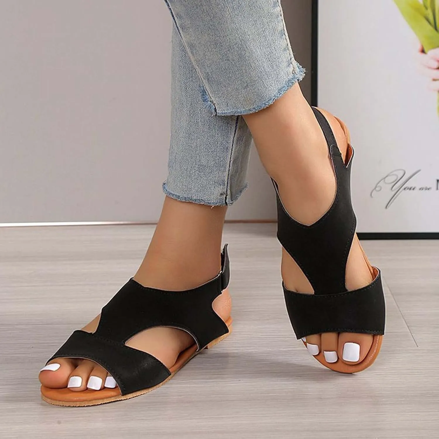 Summer Cross-Strap Sandal with Open Toe Women Buckle Strap Flats Stylish Casual Footwear Comfortable Sandals