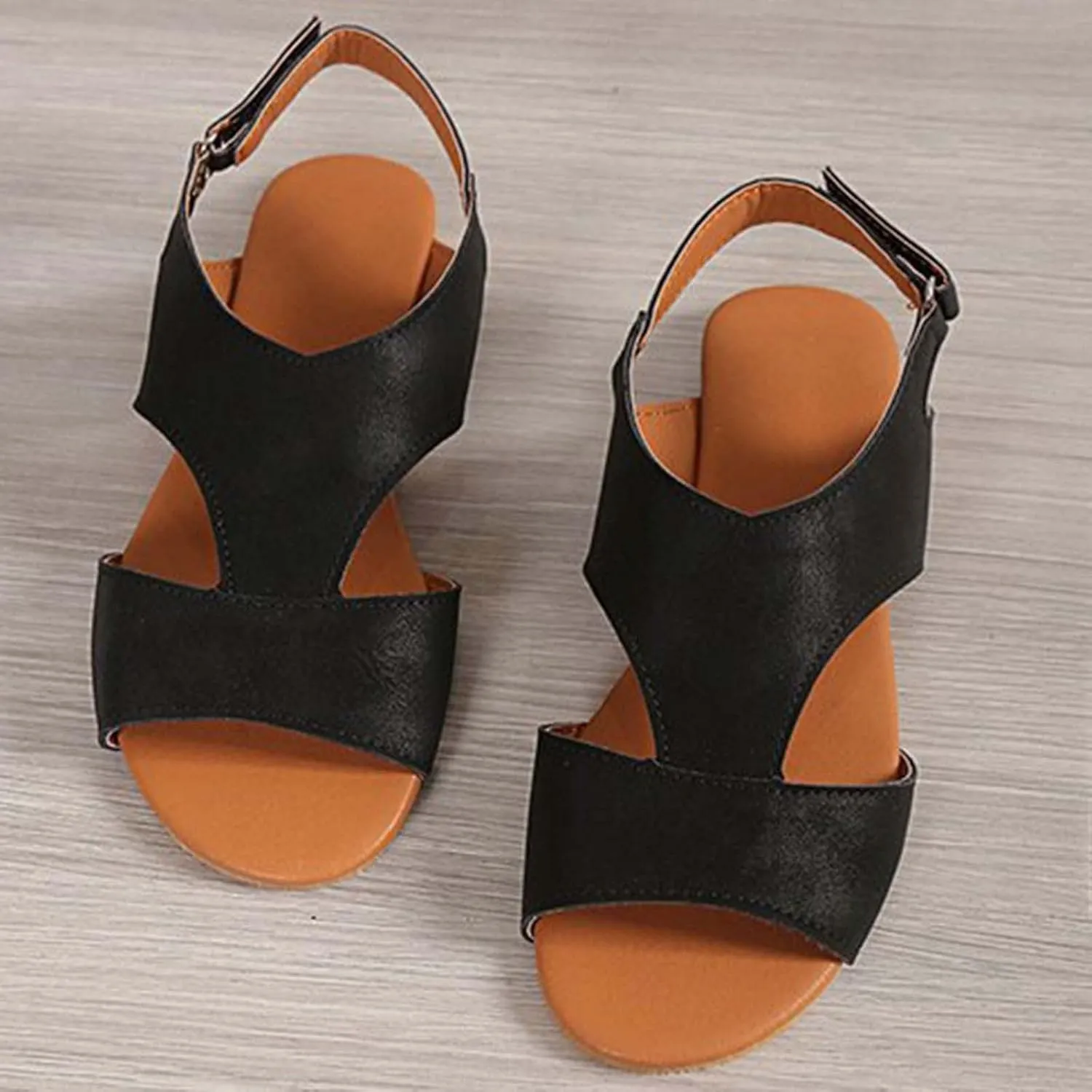 Summer Cross-Strap Sandal with Open Toe Women Buckle Strap Flats Stylish Casual Footwear Comfortable Sandals