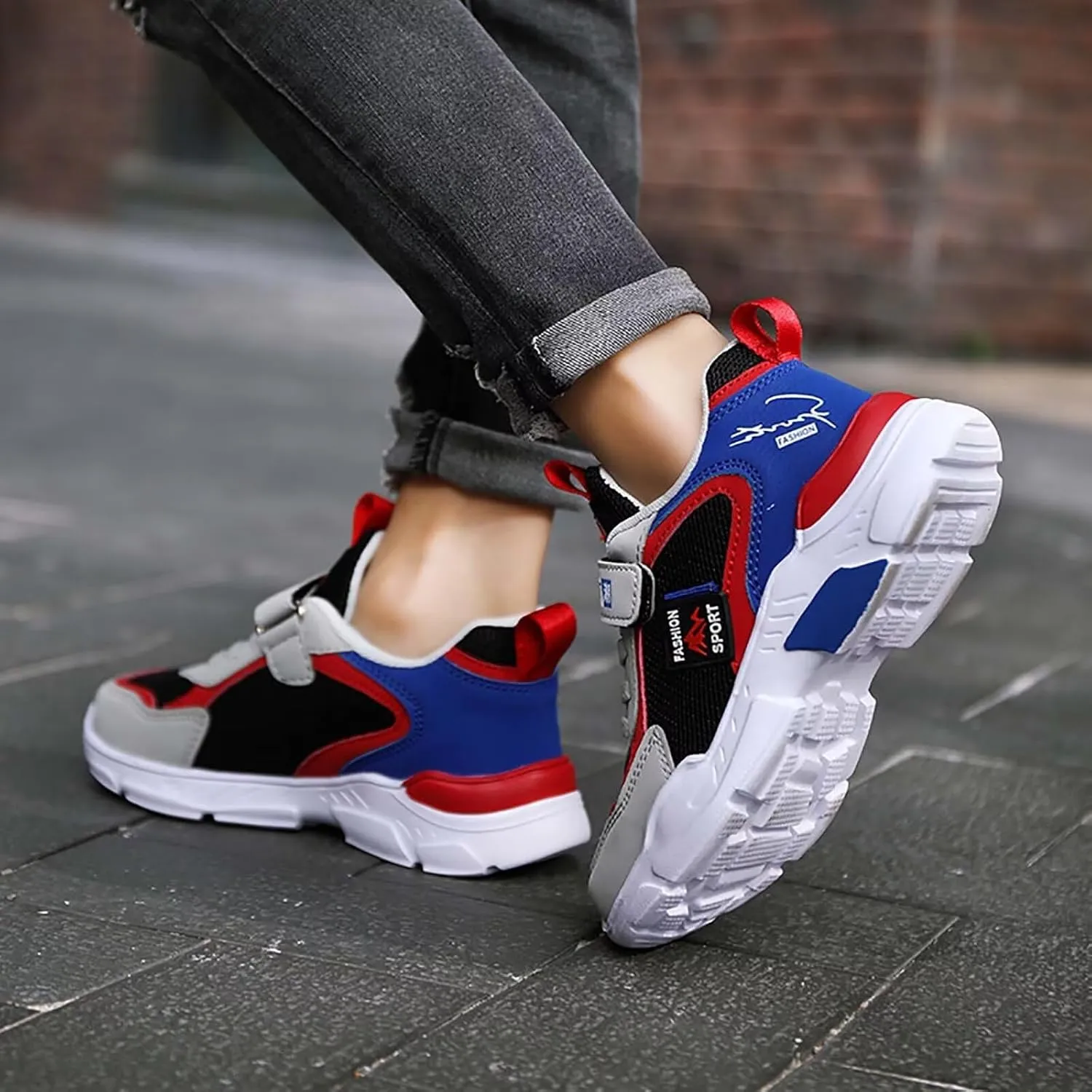 TERBOFIN Boys Tennis Shoes Running Sneakers Children's Sports Shoes Ultra Lightweight Breathable Soft Big Kids Fashion Casual Walking Shoes for Gym Workout School