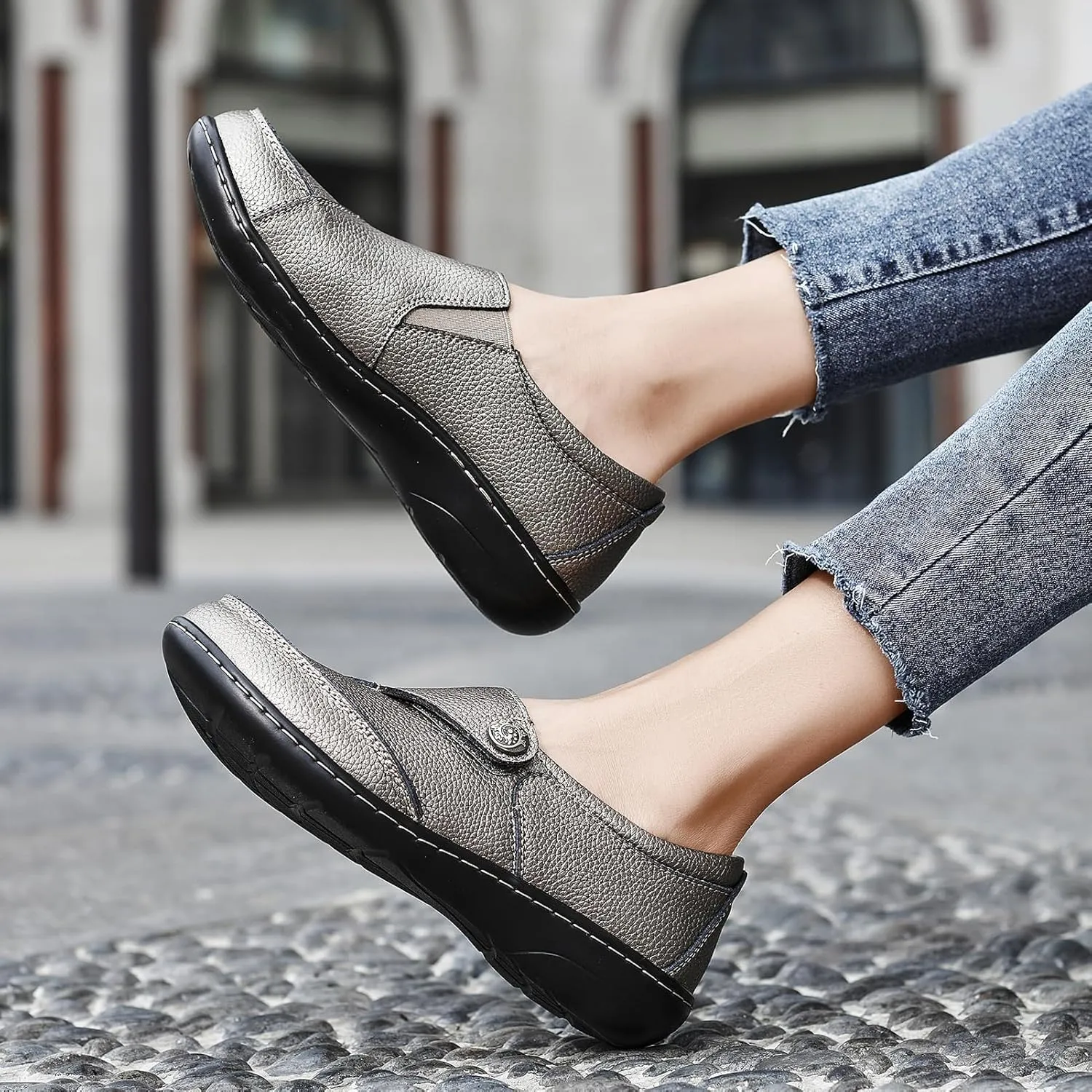 TERRIKAT Women's Classic Casual Leather Loafers Cute Moc Toe Slip On Comfort Walking Flats Lightweight Work Shoes