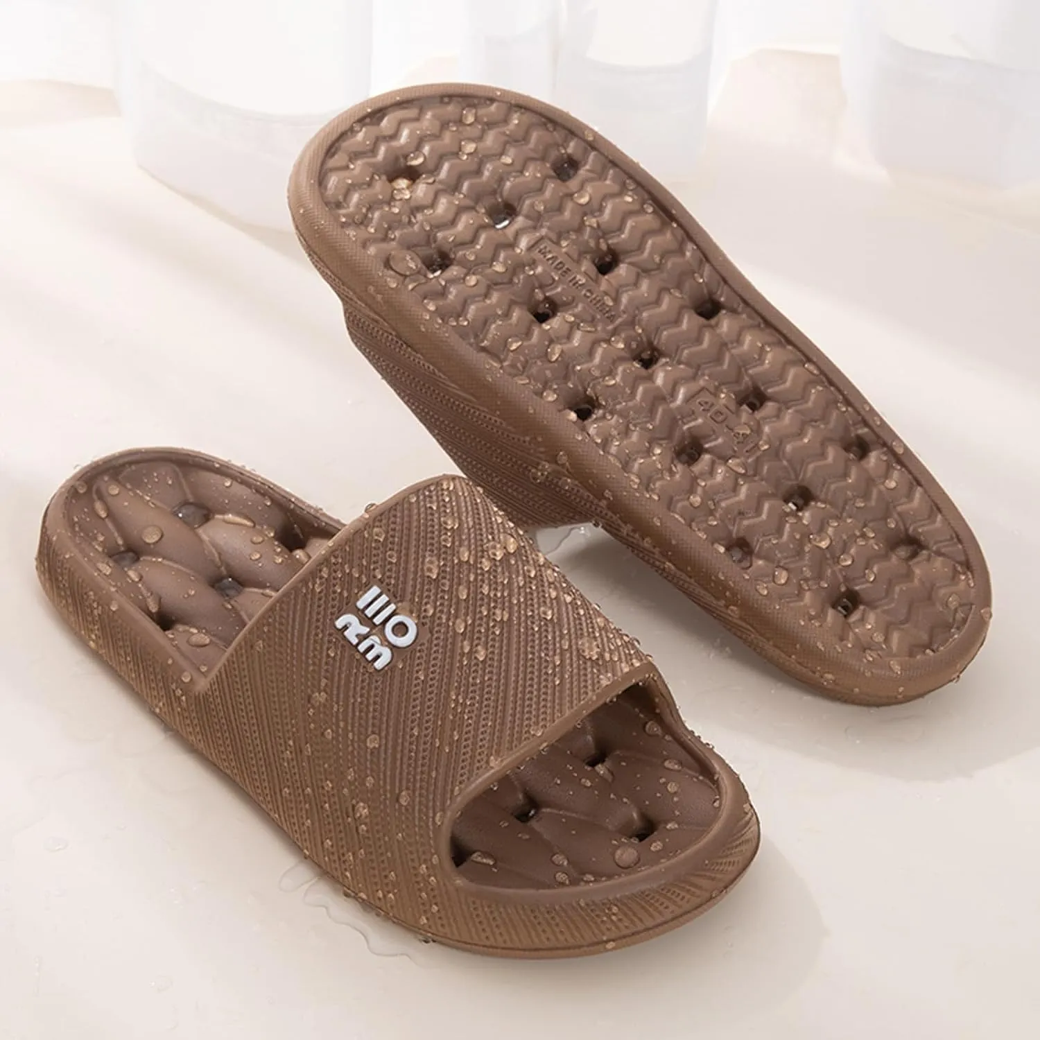 Women's Fashion Slippers Shower Shoes with Drainage Holes House Slippers Non Slip Pool Slides Women's Slides