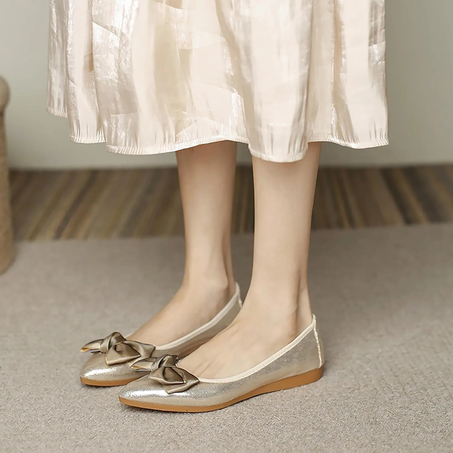 Women's Flats, Foldable Ballet Flats for Women, Fashion Bow Tie Pionted Toe Comfort Lightweight Slip-On Dress Shoes