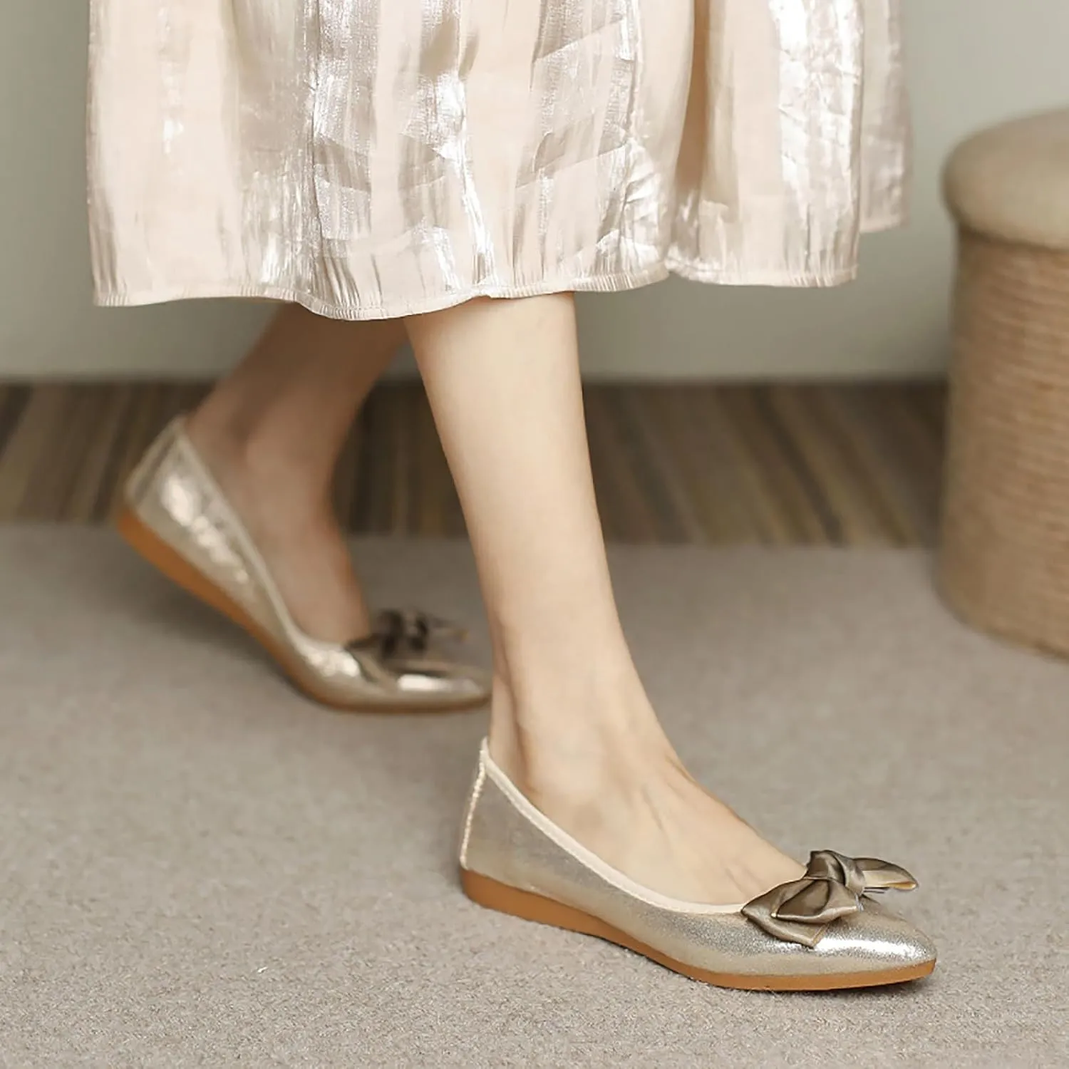 Women's Flats, Foldable Ballet Flats for Women, Fashion Bow Tie Pionted Toe Comfort Lightweight Slip-On Dress Shoes