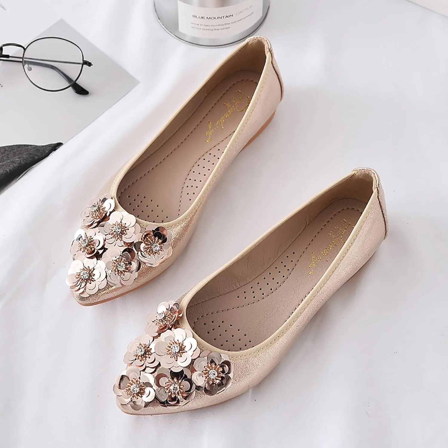 Women's Flats, Foldable Ballet Flats for Women, Flower Pionted Toe Comfort Light Weight Slip-On Dress Shoes