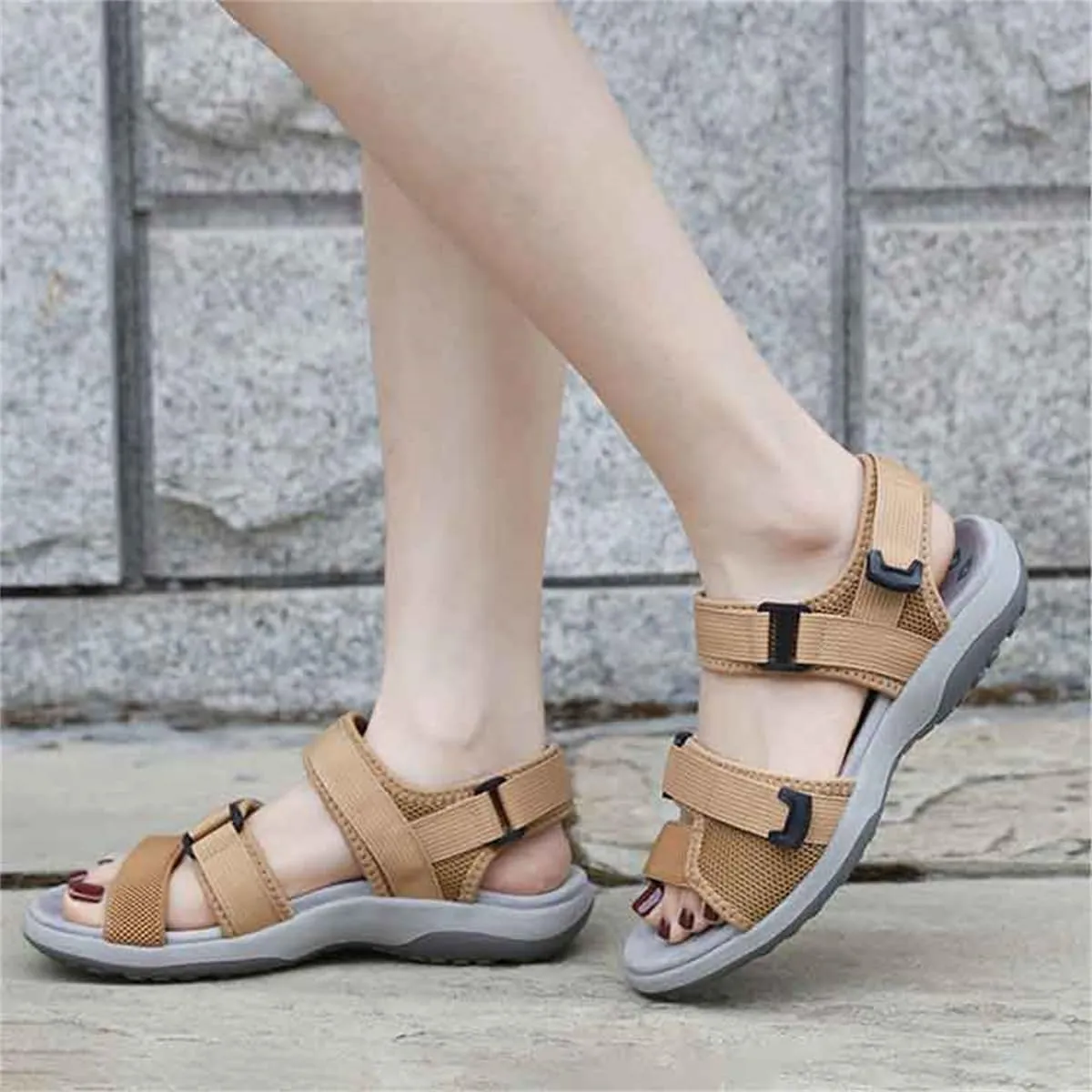 Womens Summer Sandals Ladies Lightweight Hiking Sandals for Women Comfortable Quick-Drying Walking Hiking Athletic Shoes