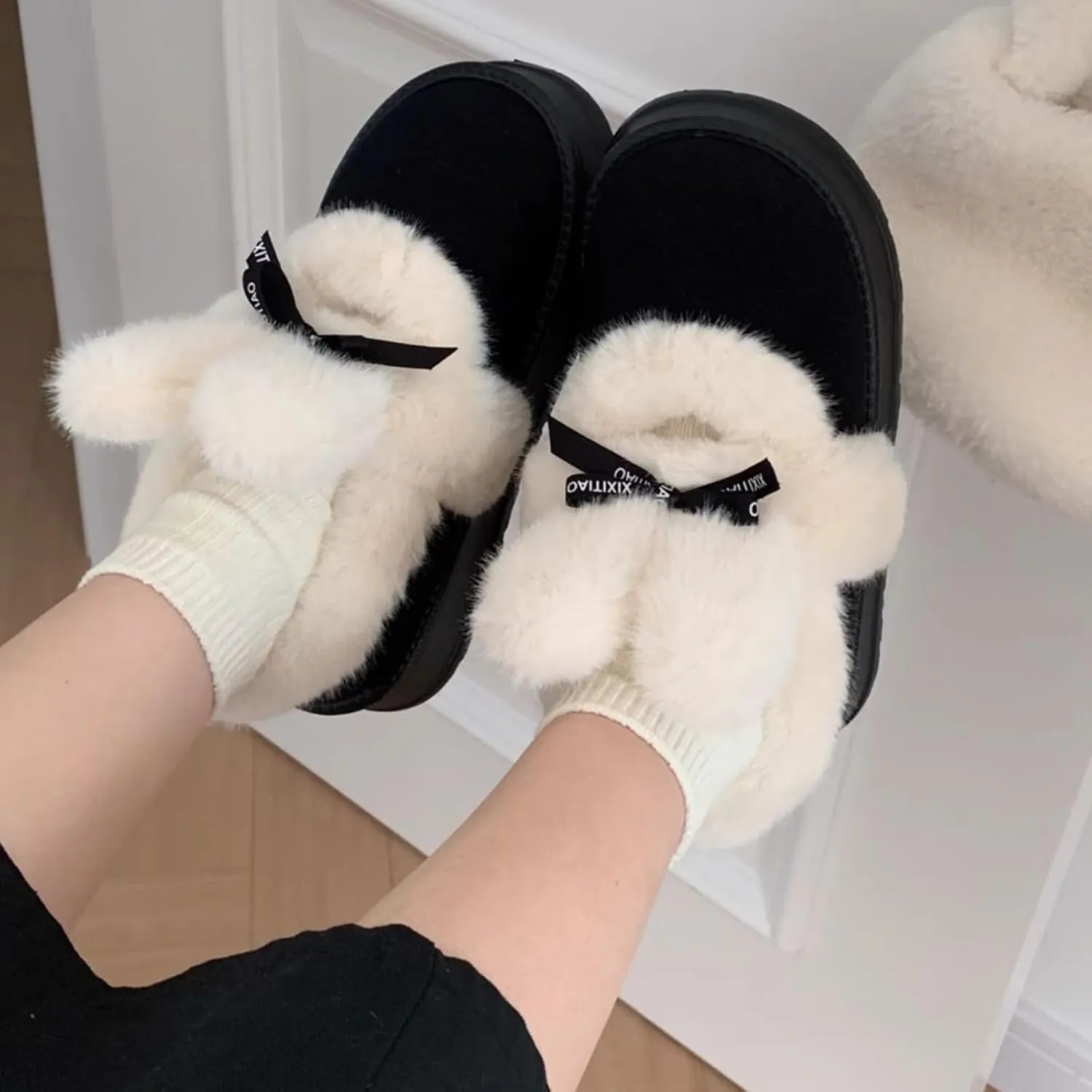 Women's Winter Plush Platform Snow Boots with Cute Fuzzy Rabbit Ears, Warm Faux Fur Slip-On Short Boots